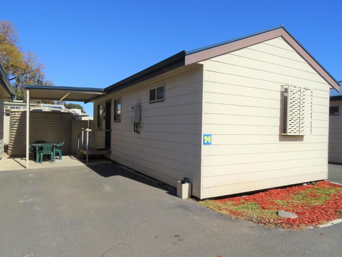 Moonta Bay Cabins Motel Port Moonta Exterior foto
