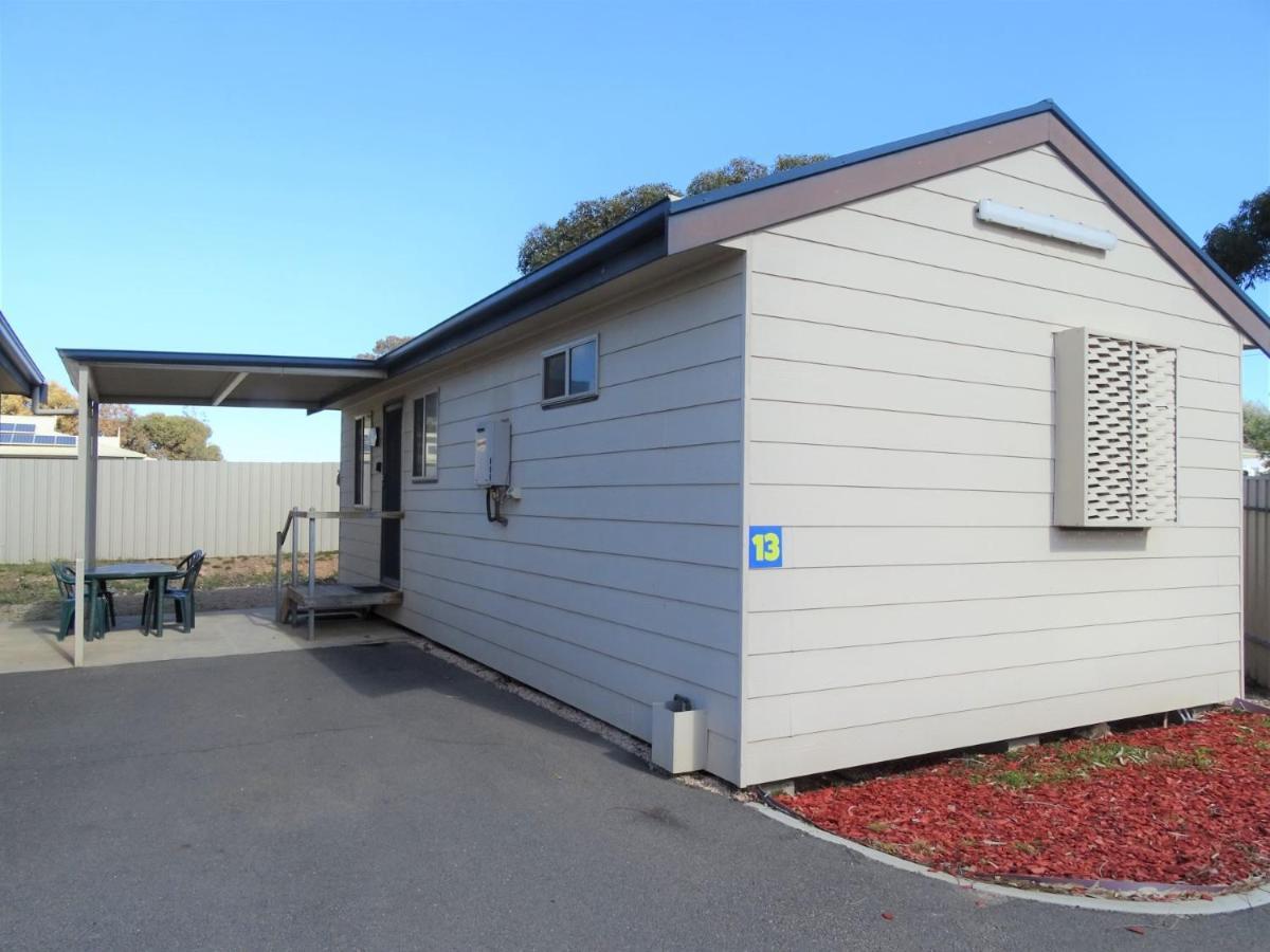 Moonta Bay Cabins Motel Port Moonta Exterior foto